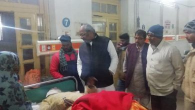 Photo of निषाद पार्टी के प्रदेश सचिव / महाराष्ट्र के प्रभारी आल्हा निषाद की सड़क दुर्घटना में हालत गंभीर, सरवन निषाद मौके पर उपस्थित