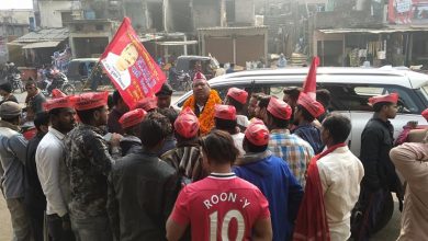 Photo of गोरखपुर के कुसमी बाजार में डॉ संजय निषाद का भव्य स्वागत